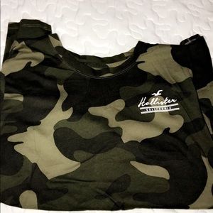 Long sleeve hollister shirt
